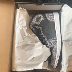 AIR JORDAN 1 RETRO HIGH